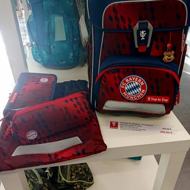 Endlich eingetroffen - 1 FC Bayern München Bayern - Cloud Limited Edition kommt vorbei - so lange der Vorrat reicht